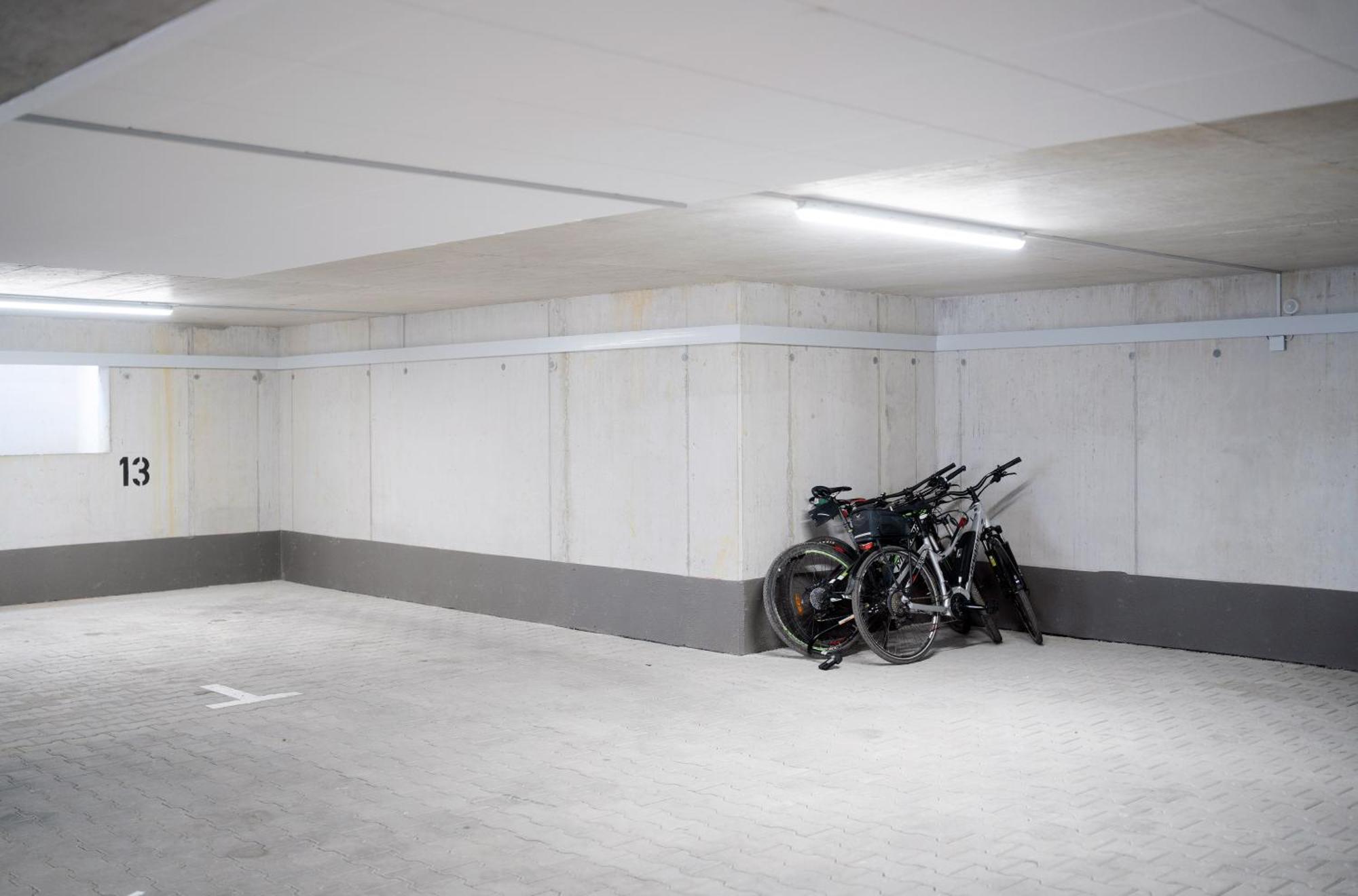 Apartamento Lamiacasa Grande 140Qm Family-Business Groups-Airport-Fair-Uni-Base Stuttgart Exterior foto